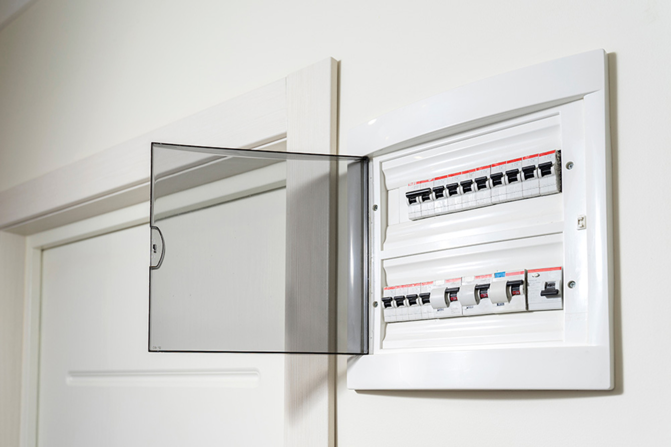 Über­spannungs­schutz bei Janzen Elektrotechnik in Riedstadt